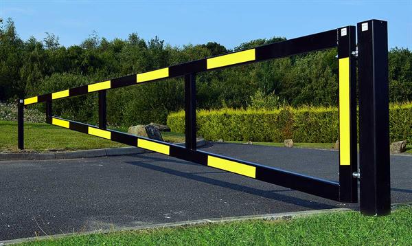 Heavy Duty Commercial Swing Gate product gallery image