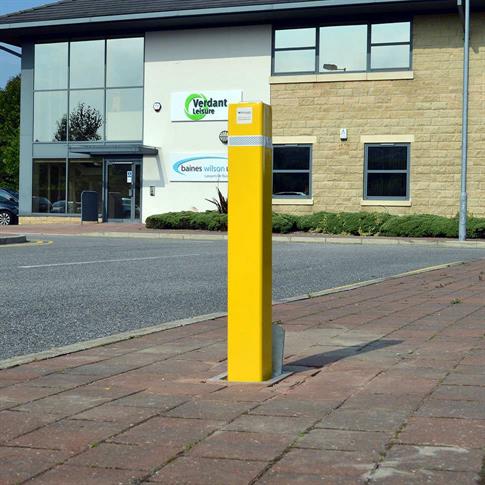 Heavy Duty Square Retractable Bollard product gallery image